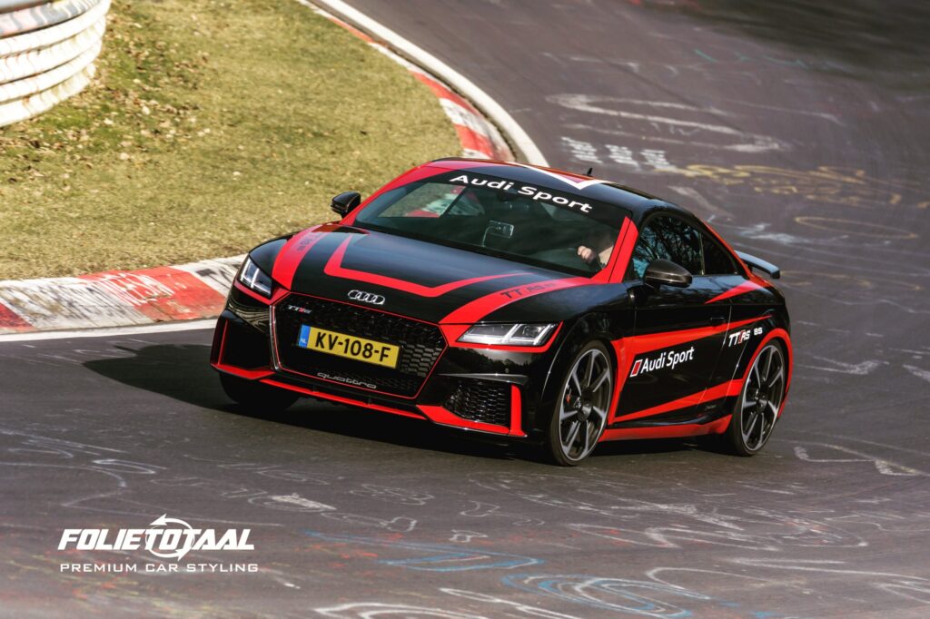 Audi TTRS (LMS Racedesign)