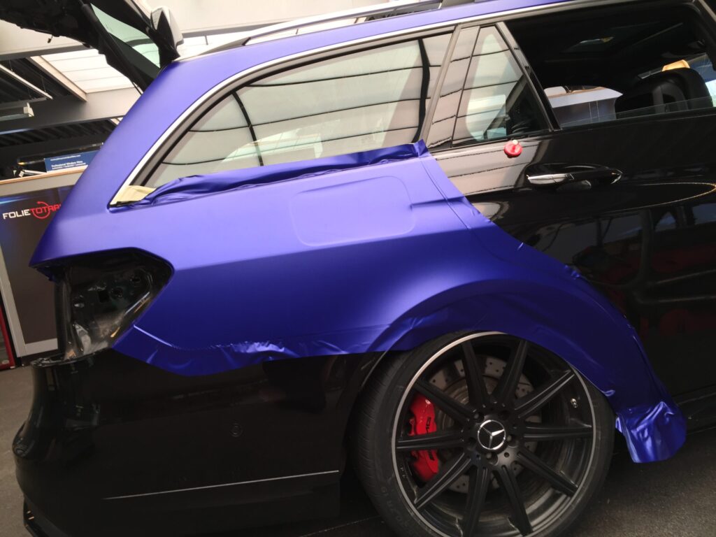 Mercedes E-AMG Combi (3M Satin MystiqueBlue metallic)