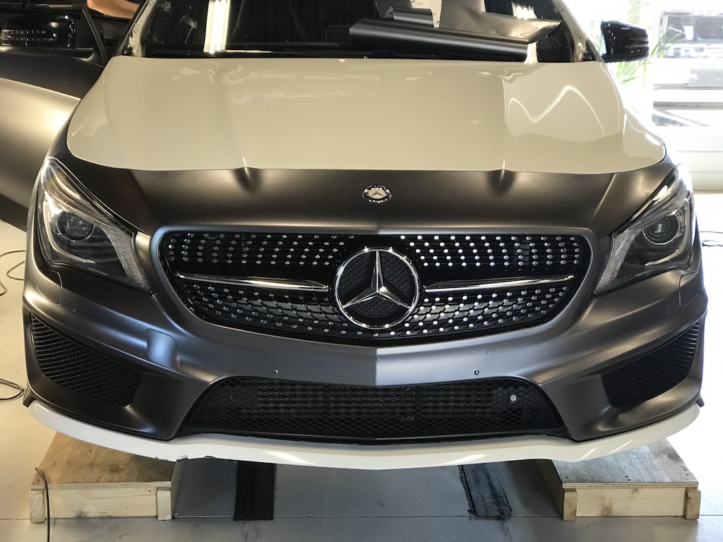 Mercedes CLA AMG – glow in the dark (3M DarkSatinGrey metallic)