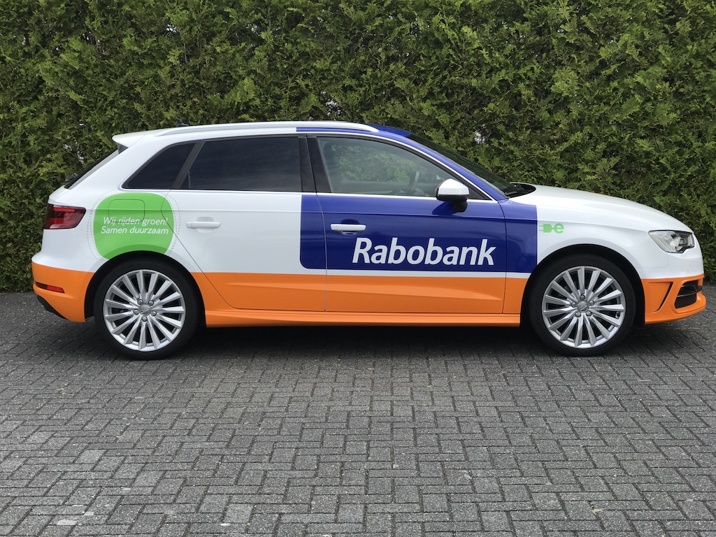 Belettering en gedeeltelijke wrap Audi A3 E-tron (Rabobank Drachten)