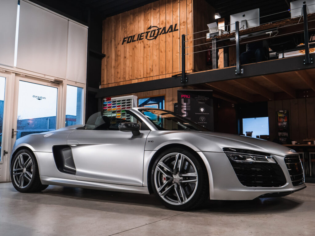Audi R8 V10 Frozen Silver Full