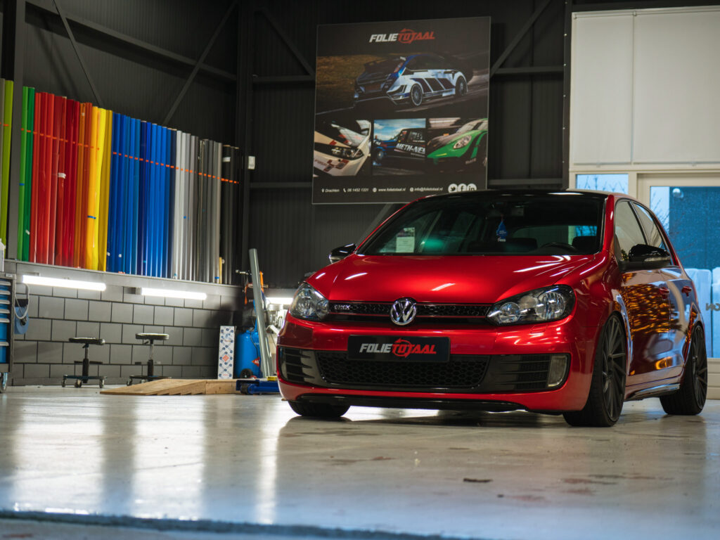 Volkswagen Golf GTI Candy Red