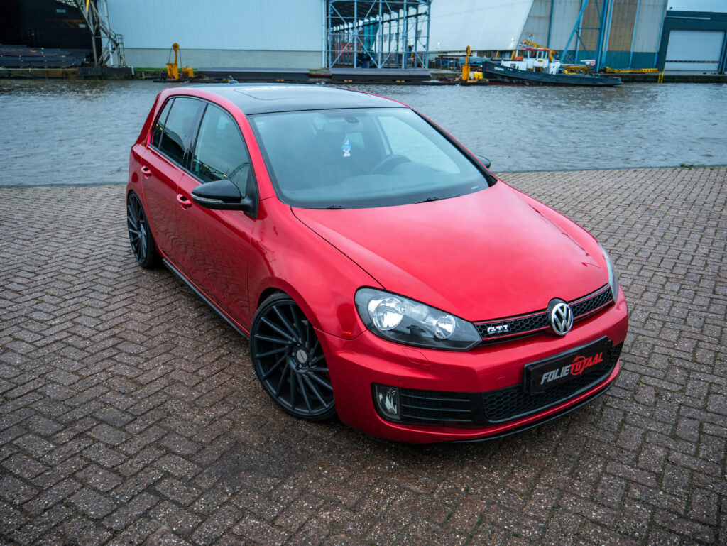 Volkswagen Golf GTI Candy Red