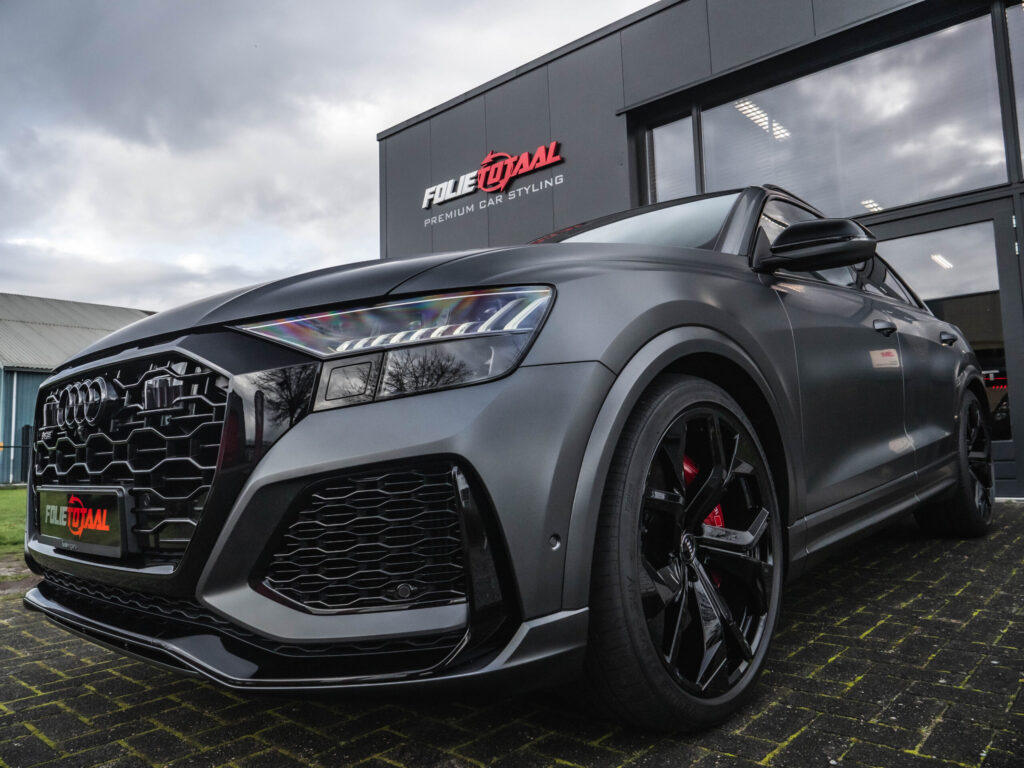 Audi RSQ8 Daytona gray / Matte Paint Protection Film