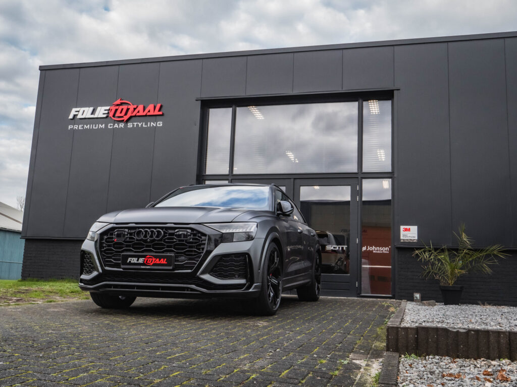 Audi RSQ8 Daytona gray / Matte Paint Protection Film