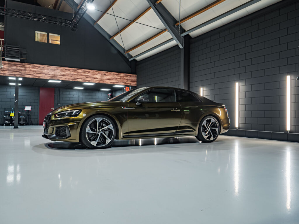 Audi RS5 Midnight Gold