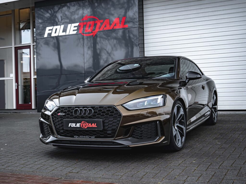 Audi RS5 Midnight Gold
