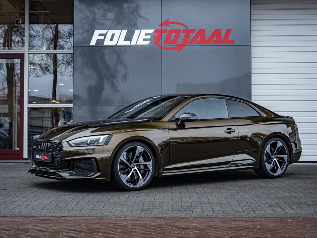 Audi RS5 Midnight Gold