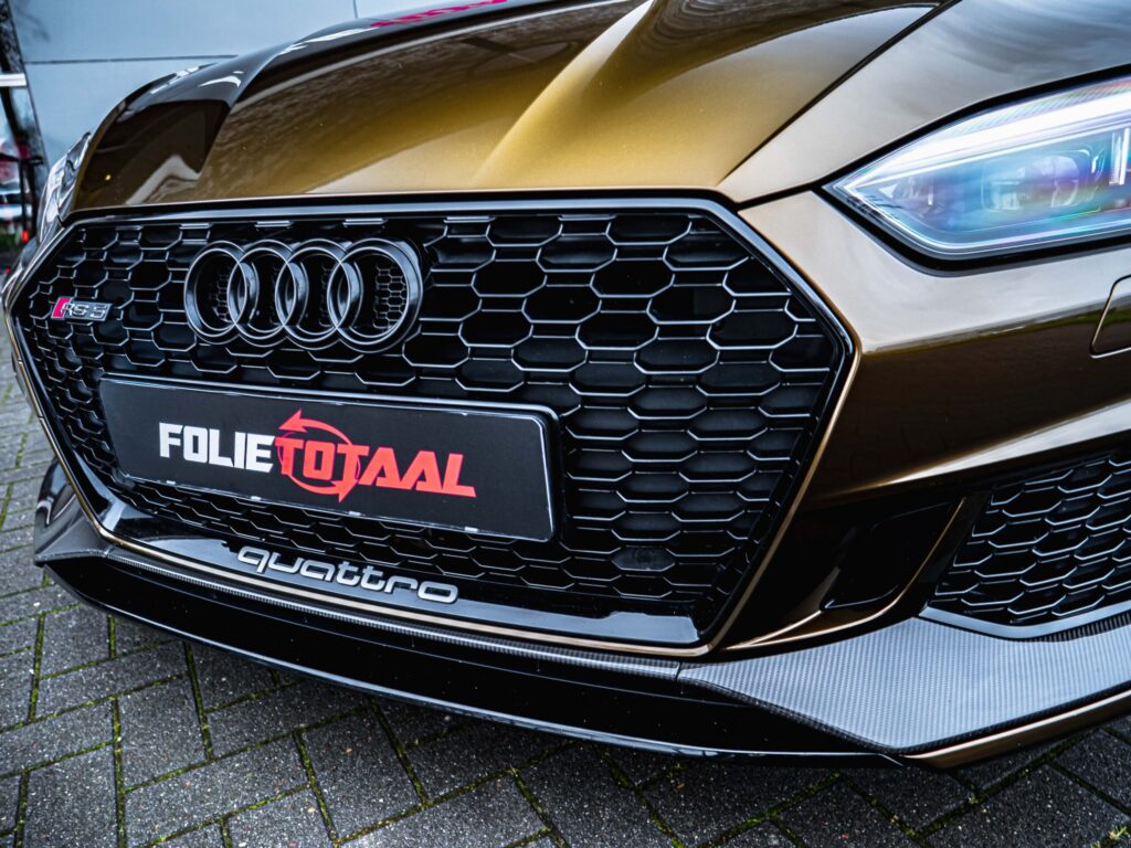 Audi RS5 Midnight Gold