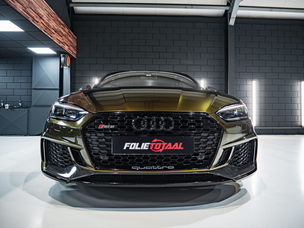 Audi RS5 Midnight Gold