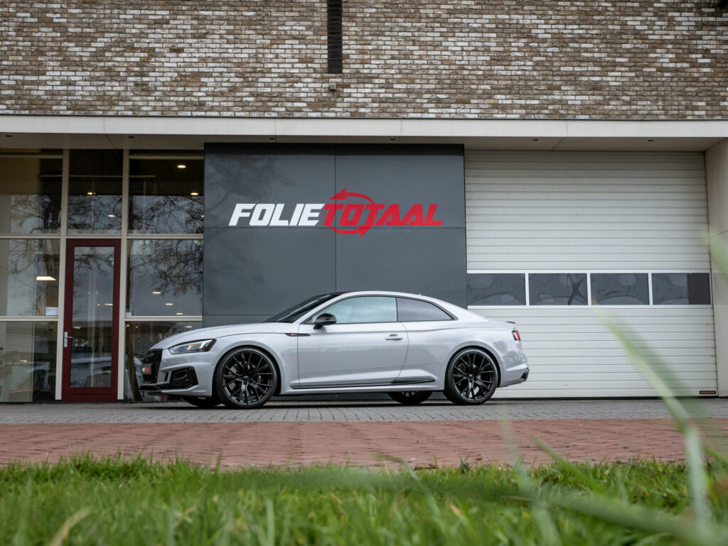 Audi RS5 Kreide full wrap & Carbon 3M Interieur Folie