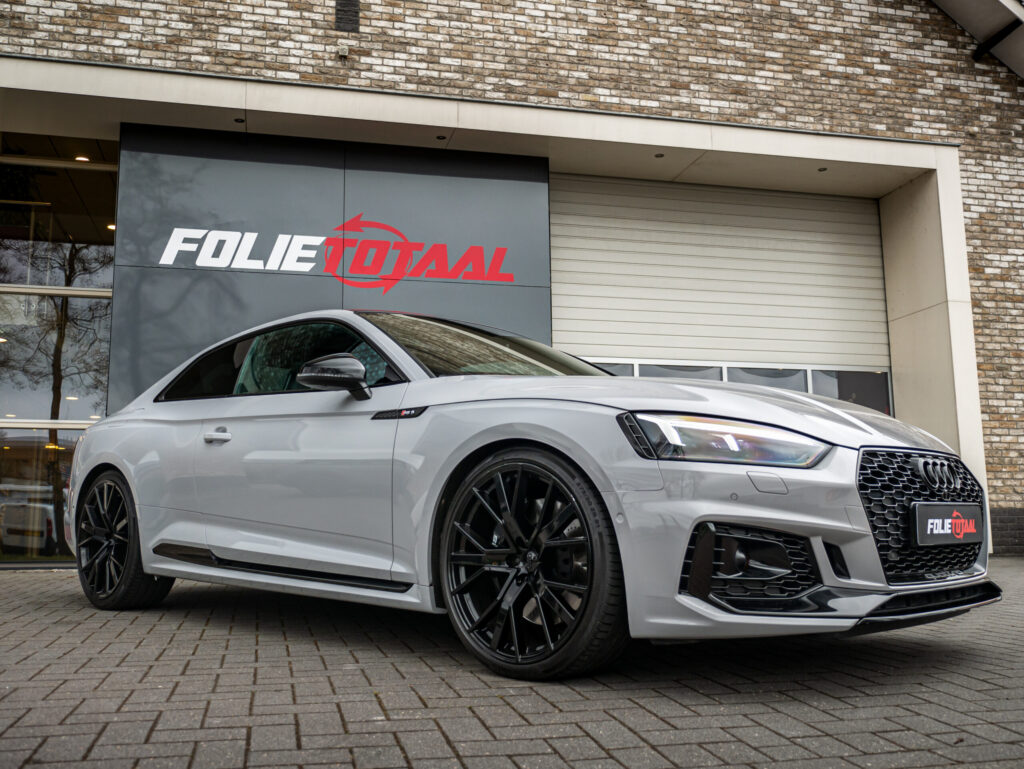 Audi RS5 Kreide full wrap & Carbon 3M Interieur Folie