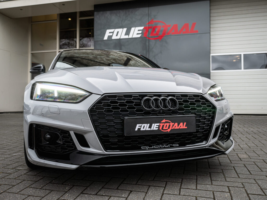 Audi RS5 Kreide full wrap & Carbon 3M Interieur Folie