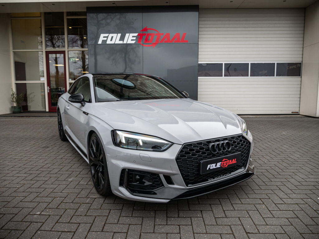 Audi RS5 Kreide full wrap & Carbon 3M Interieur Folie