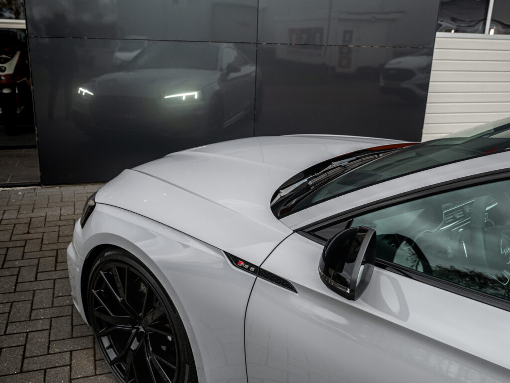 Audi RS5 Kreide full wrap & Carbon 3M Interieur Folie