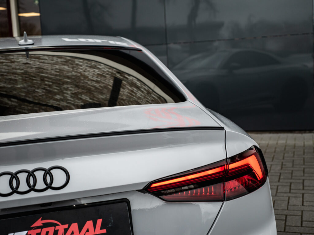 Audi RS5 Kreide full wrap & Carbon 3M Interieur Folie