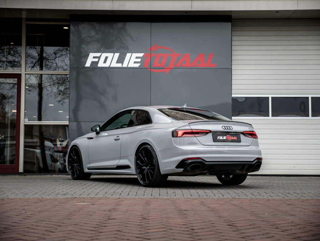 Audi RS5 Kreide full wrap & Carbon 3M Interieur Folie