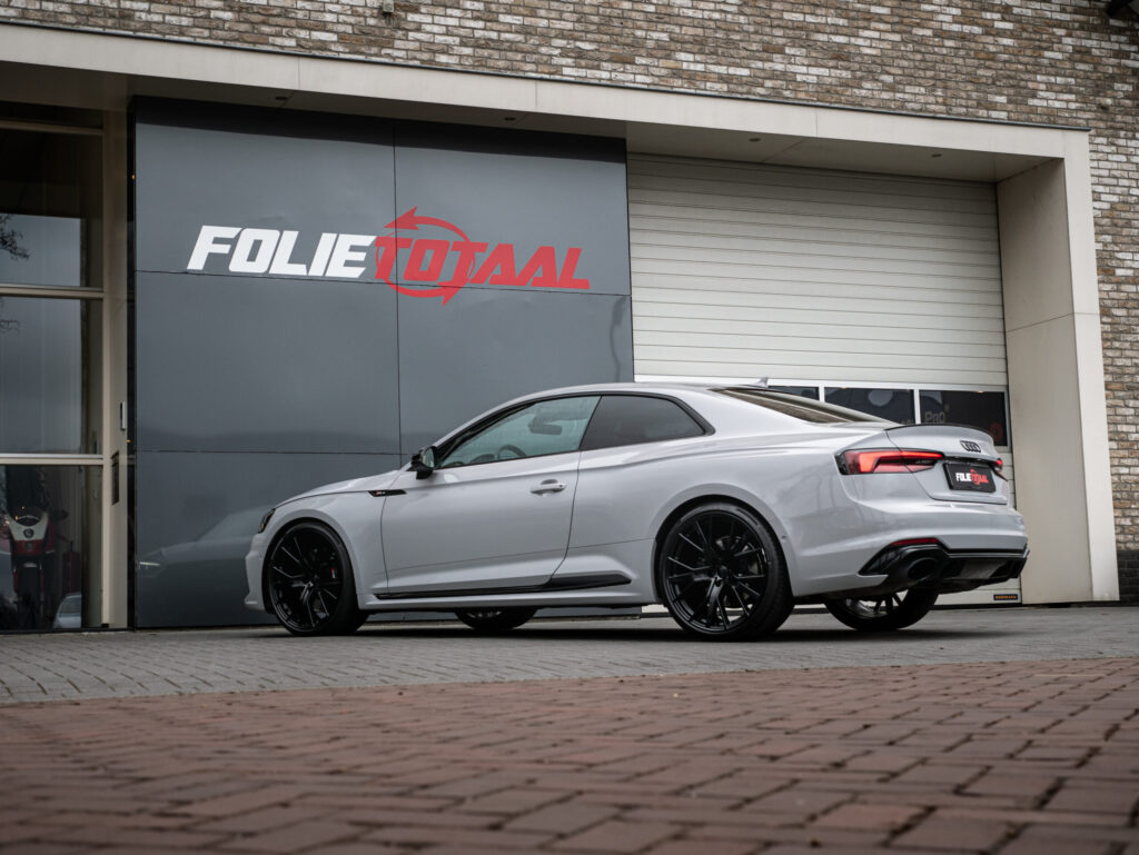 Audi RS5 Kreide full wrap & Carbon 3M Interieur Folie