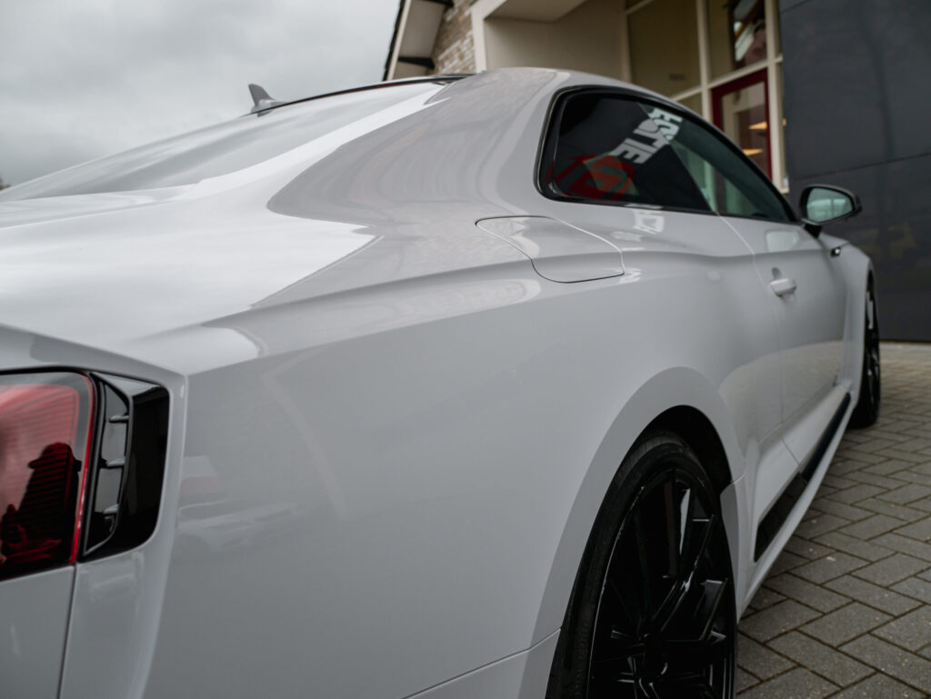 Audi RS5 Kreide full wrap & Carbon 3M Interieur Folie