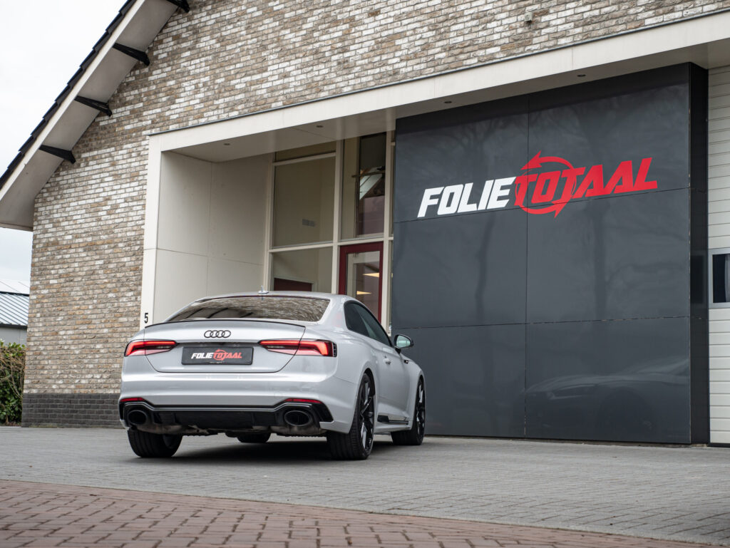 Audi RS5 Kreide full wrap & Carbon 3M Interieur Folie