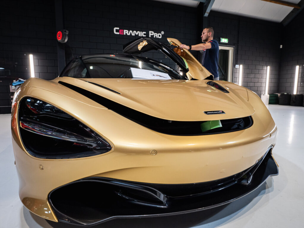 McLaren 720S ELVA