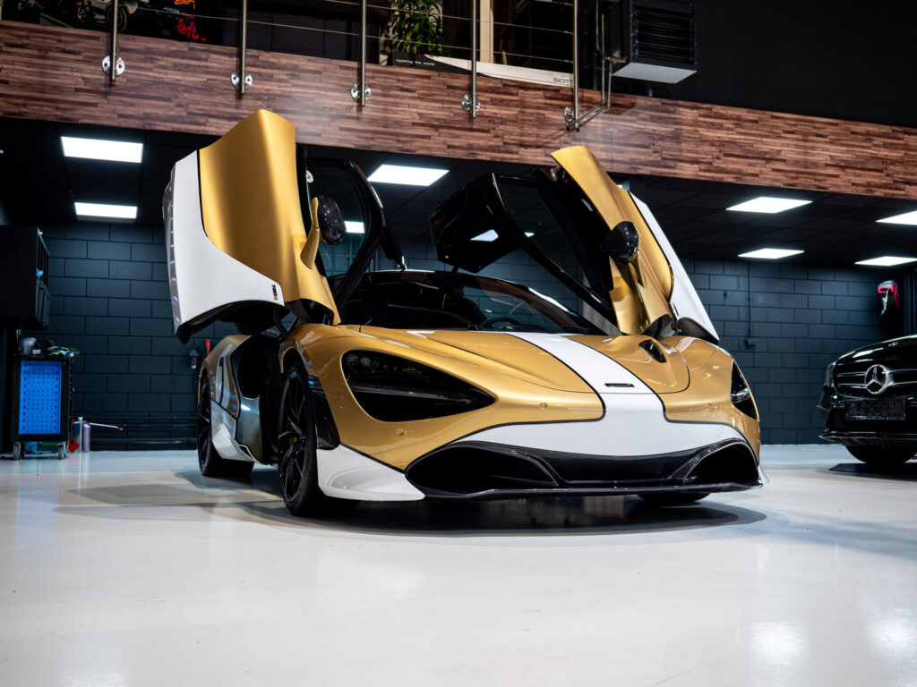 McLaren 720S ELVA