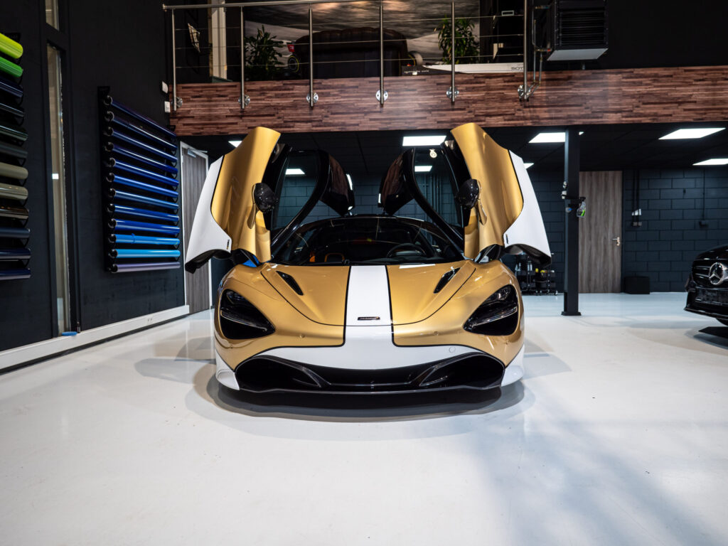 McLaren 720S ELVA