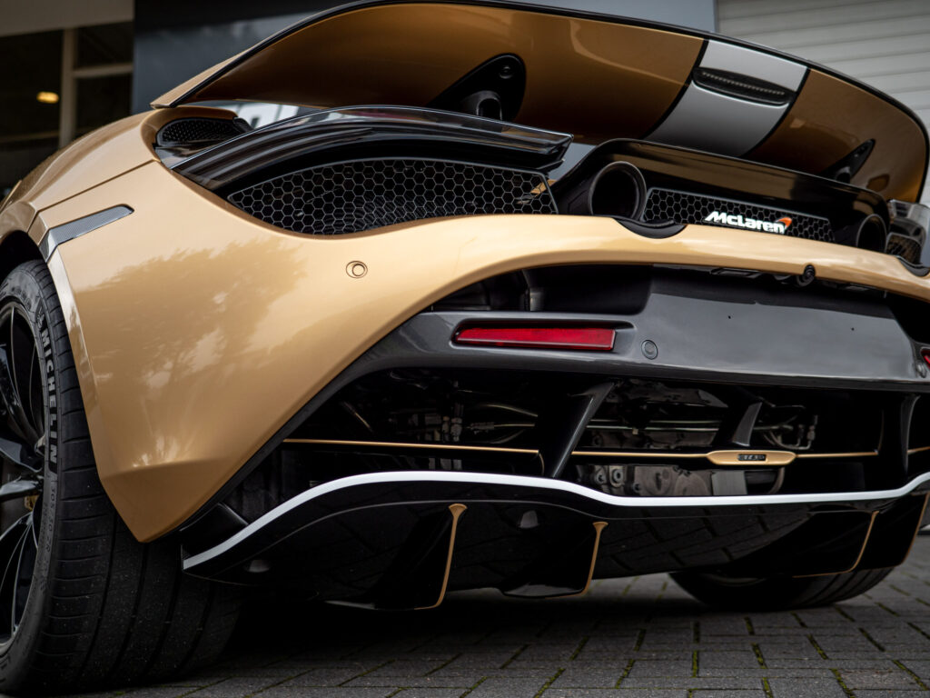 McLaren 720S ELVA