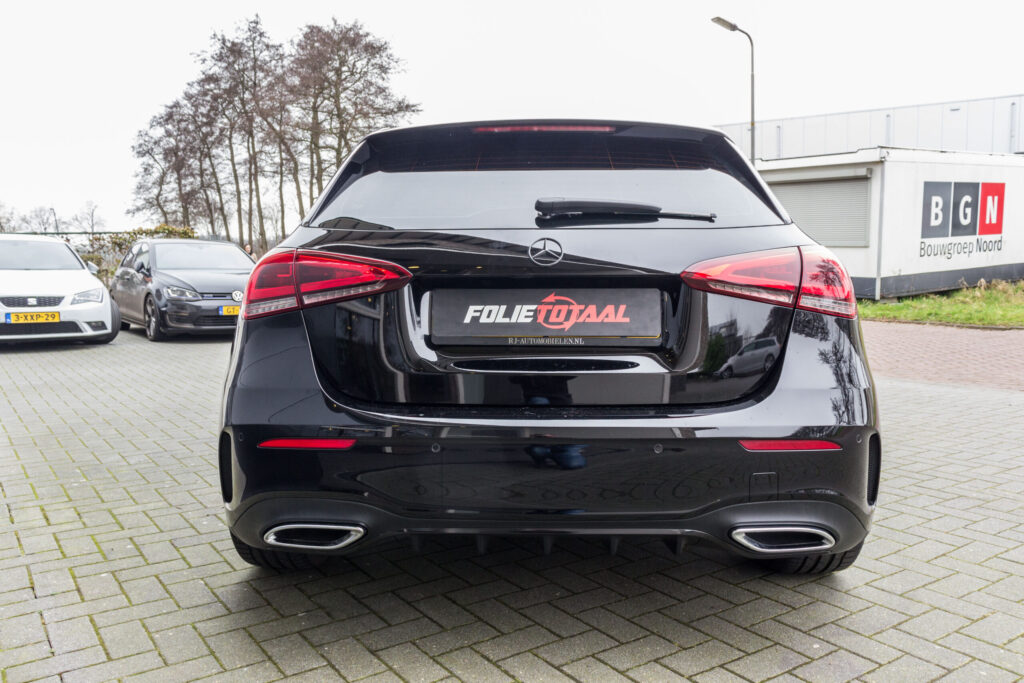 Mercedes A-klasse logo’s ontchroomd