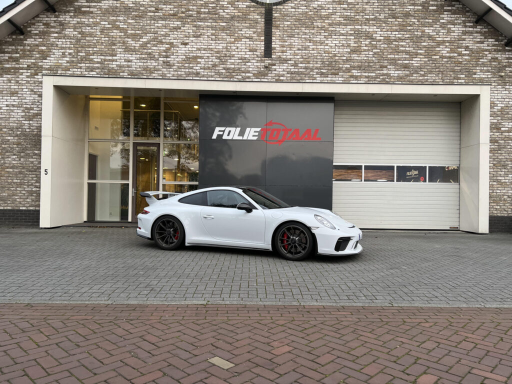 Porsche 911 GT3 – styling met supergloss carbon
