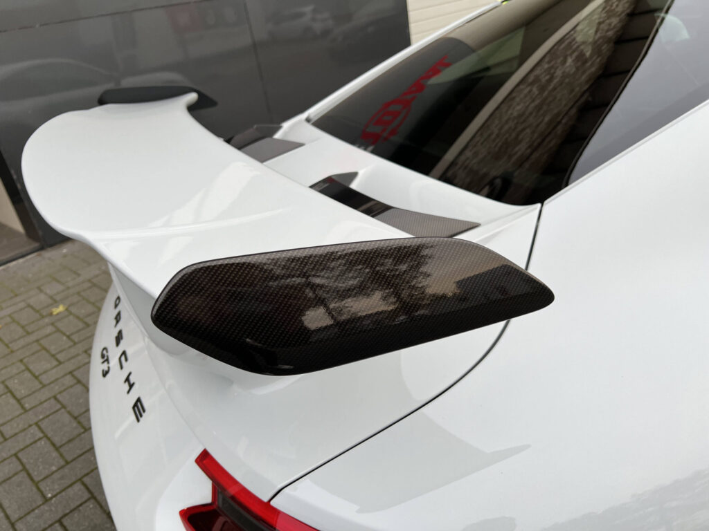 Porsche 911 GT3 – styling met supergloss carbon