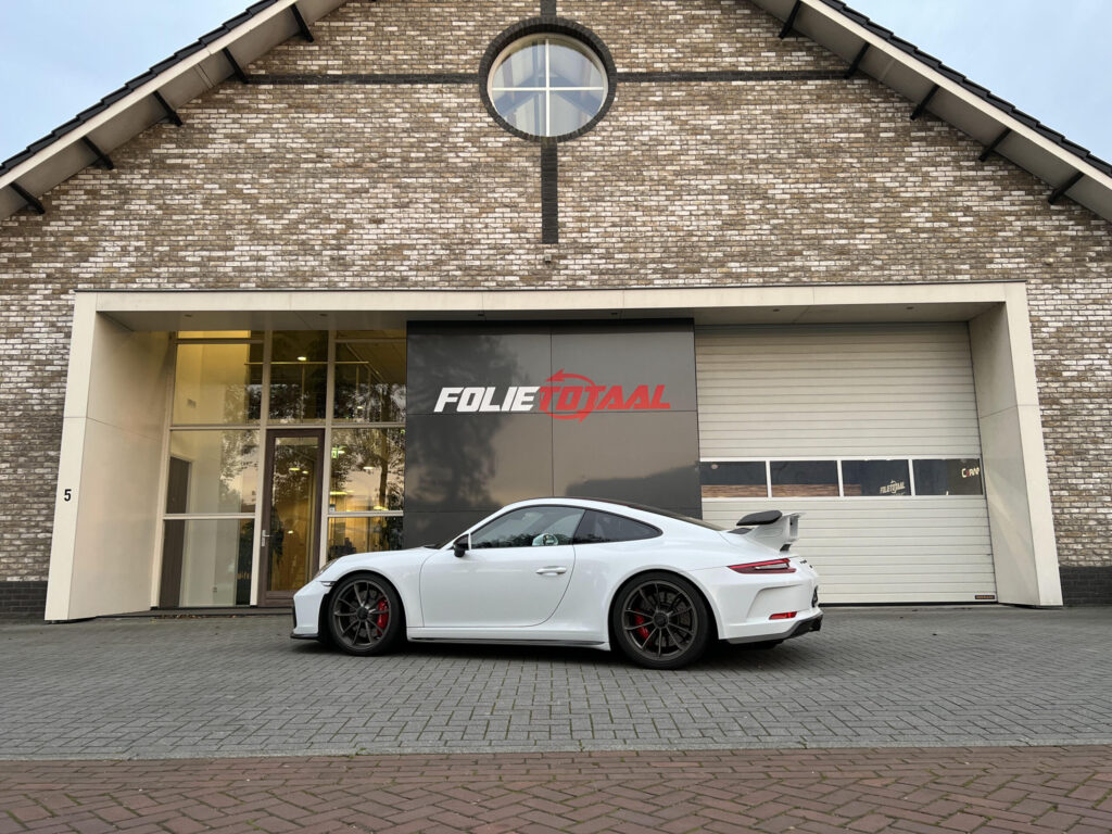 Porsche 911 GT3 – styling met supergloss carbon