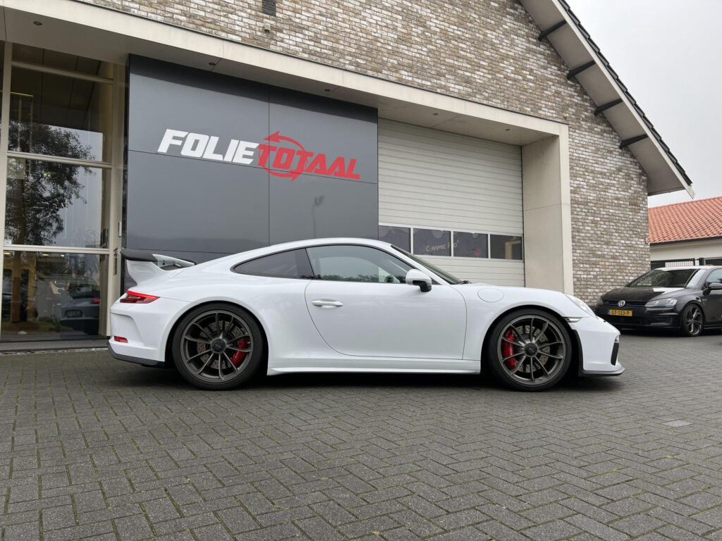 Porsche 911 GT3 – styling met supergloss carbon