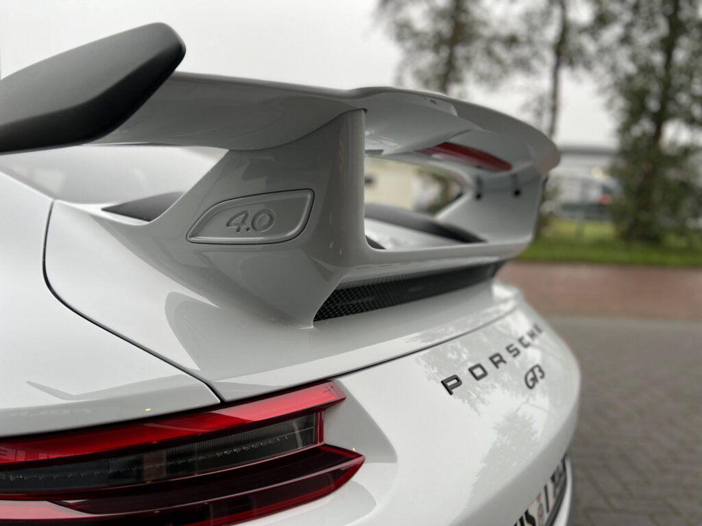 Porsche 911 GT3 – styling met supergloss carbon