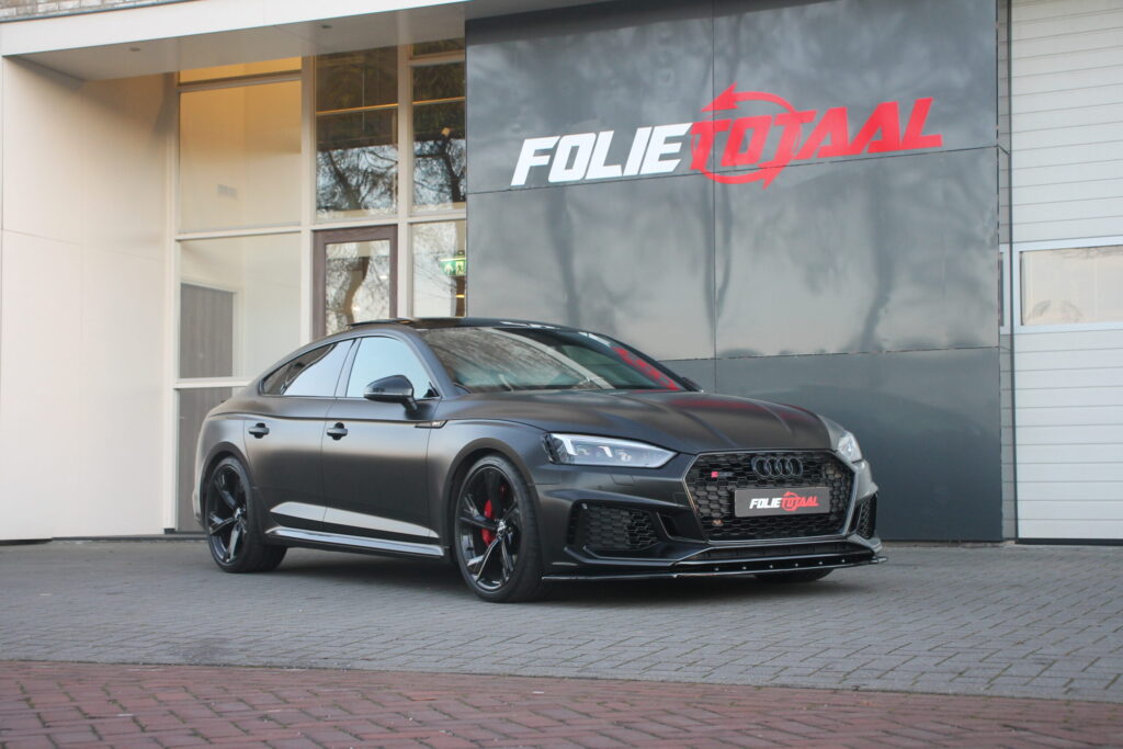 Audi RS5 in SatinBlack