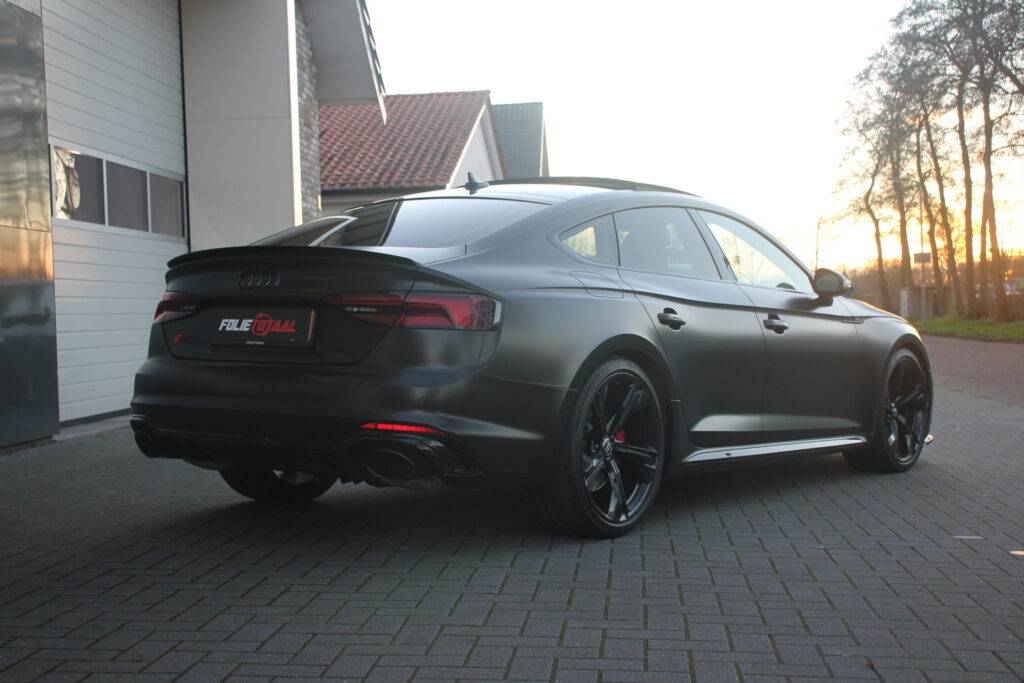 Audi RS5 in SatinBlack