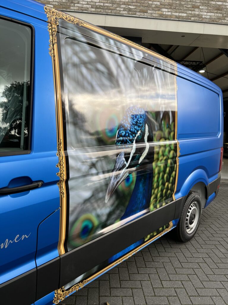 Caddy en Master – Wrap en Belettering in SatinPerfectBlue 3M