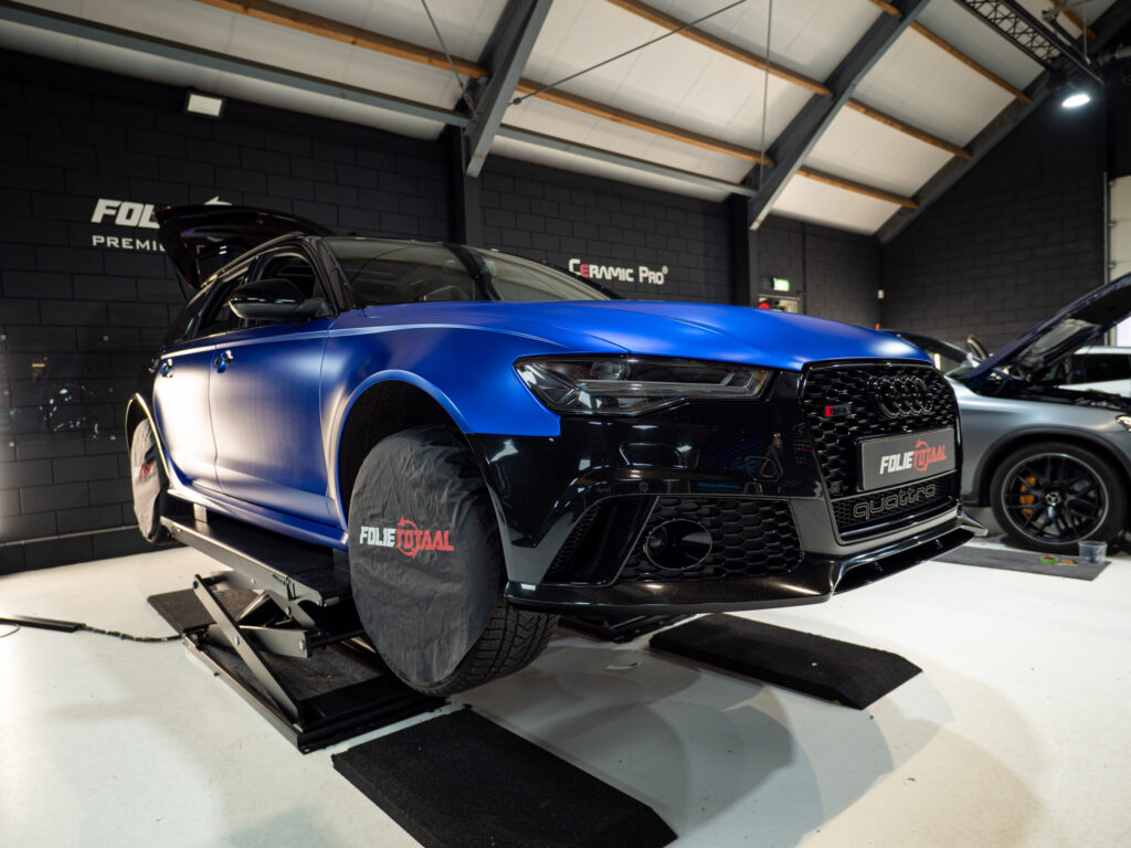 Audi RS6 – Satin Blue