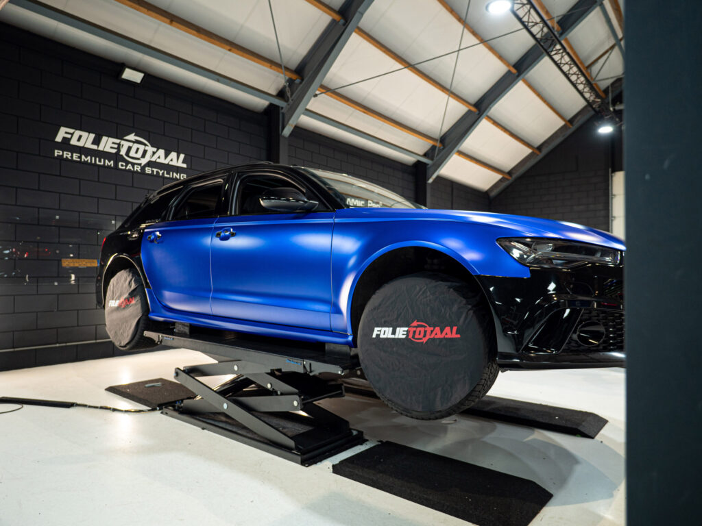 Audi RS6 – Satin Blue