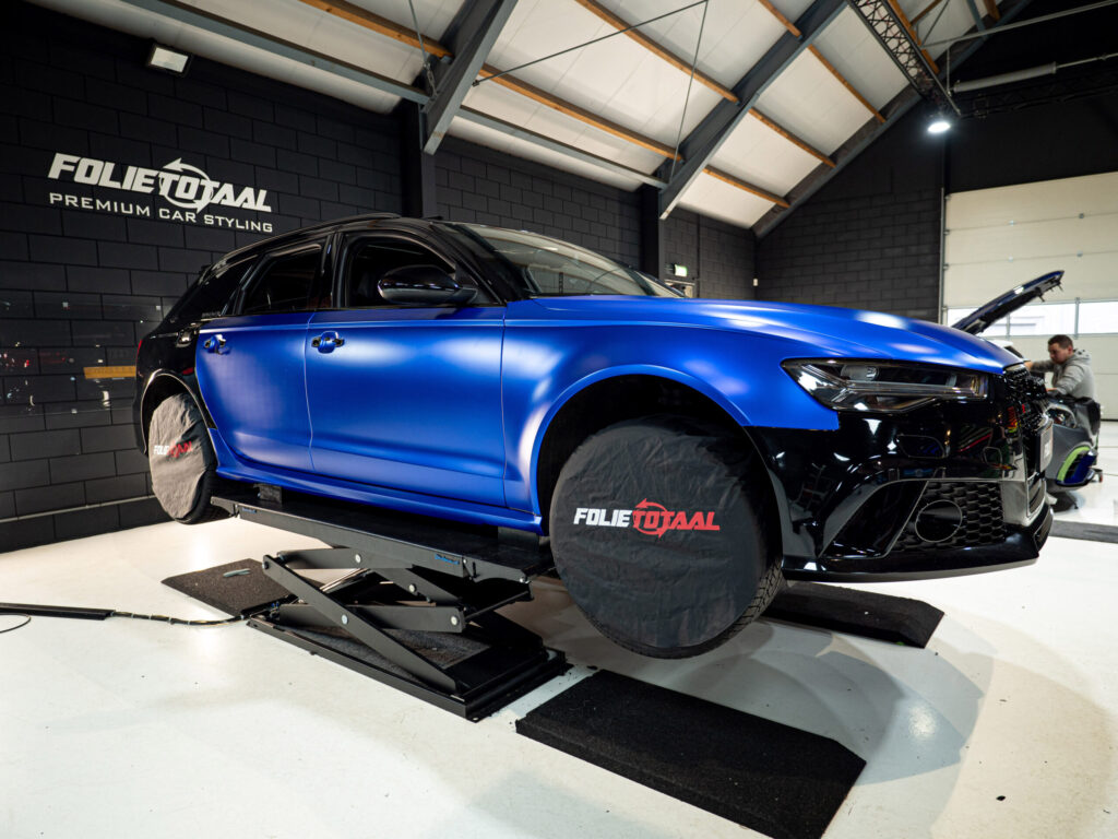 Audi RS6 – Satin Blue
