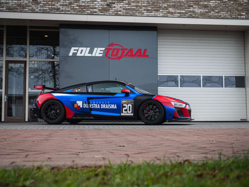 Audi R8 V10 LMS