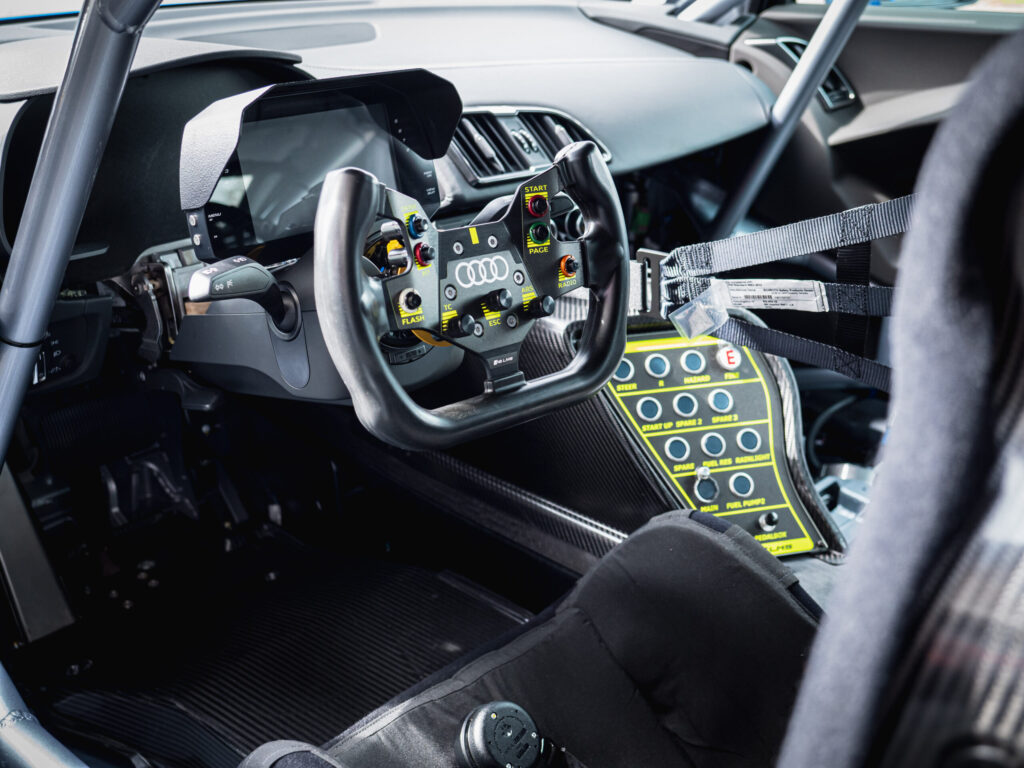Audi R8 V10 LMS