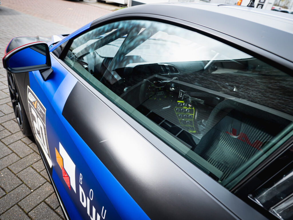 Audi R8 V10 LMS
