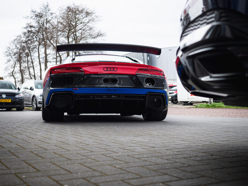 Audi R8 V10 LMS