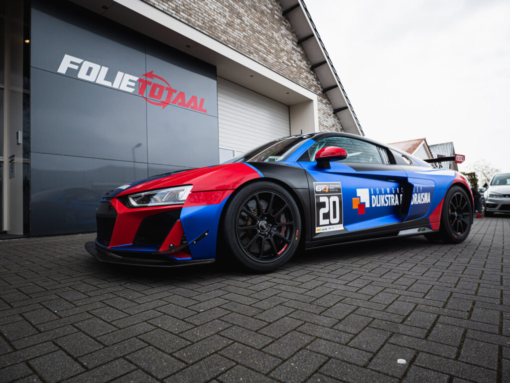 Audi R8 V10 LMS