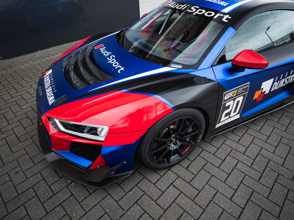 Audi R8 V10 LMS