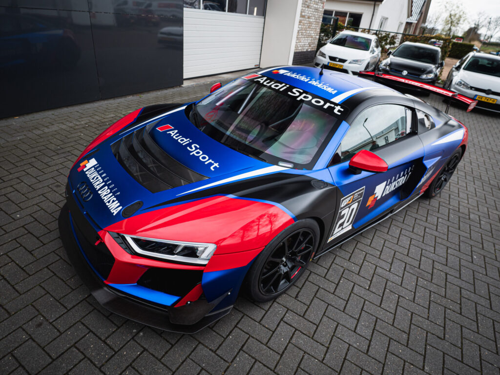 Audi R8 V10 LMS