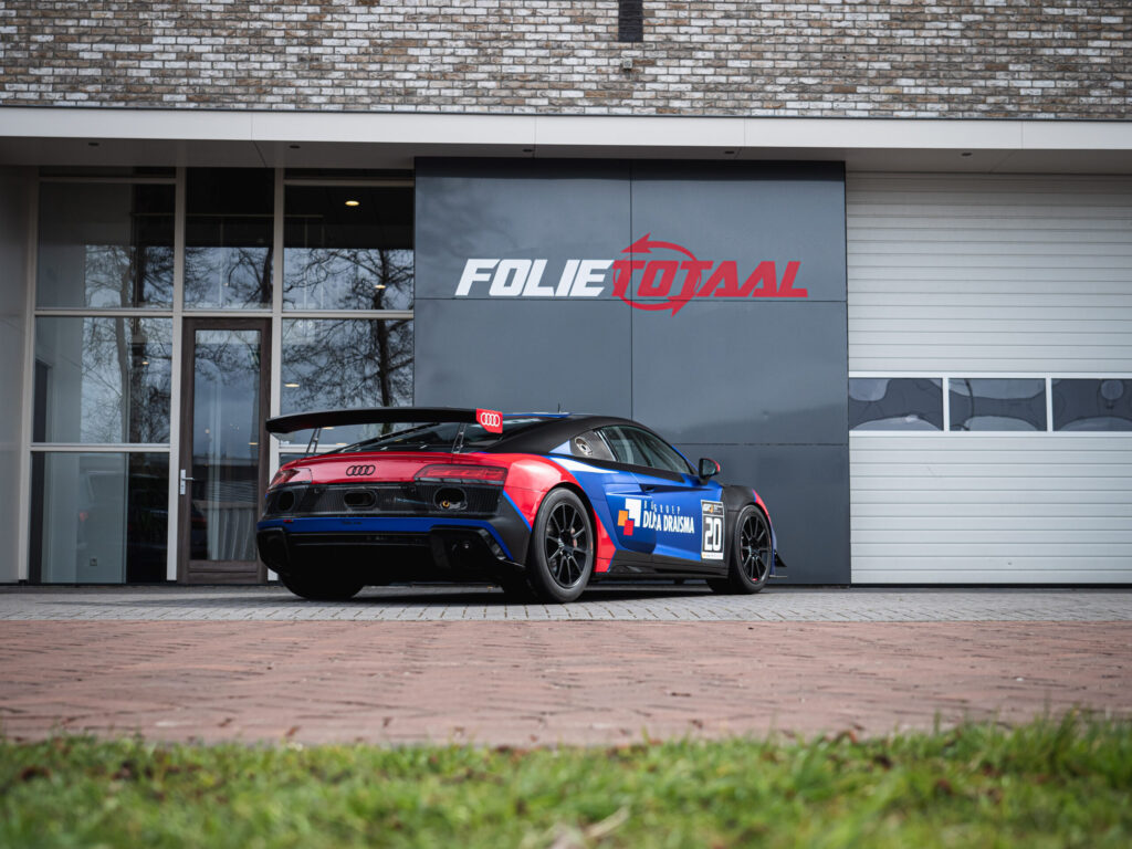Audi R8 V10 LMS
