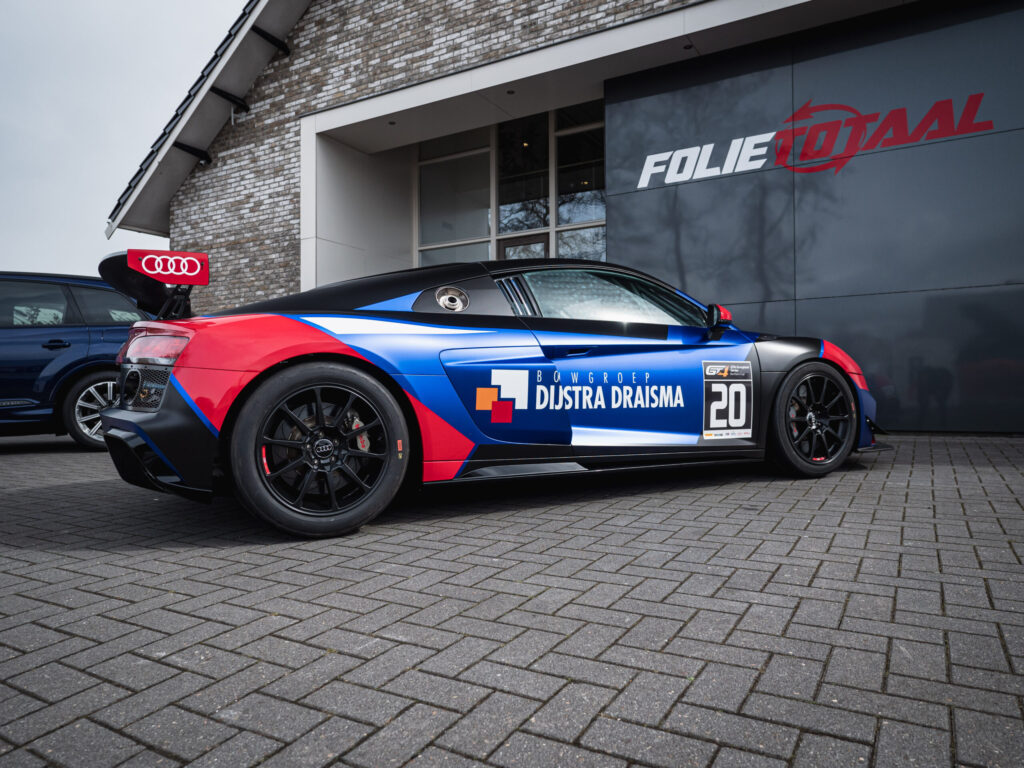 Audi R8 V10 LMS
