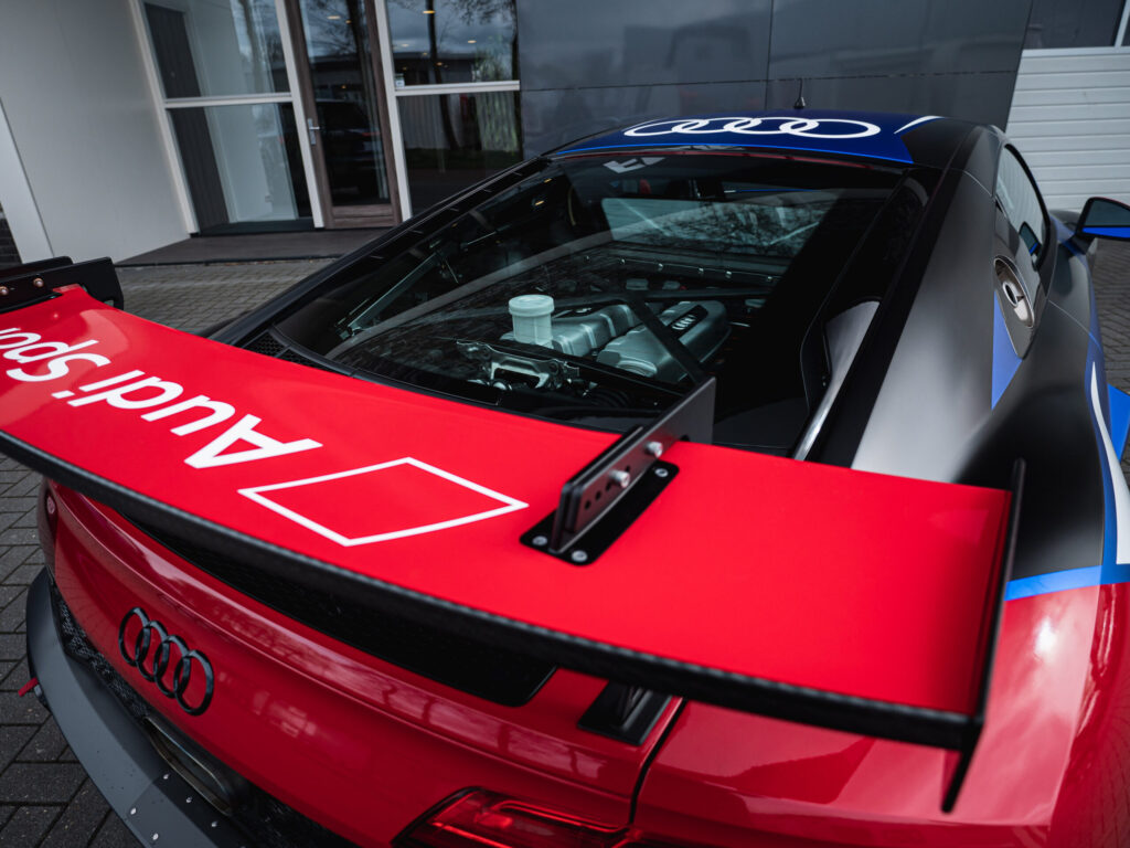Audi R8 V10 LMS
